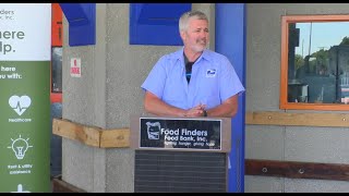 Hometown Heroes: Letter carriers team up with Food Finders to Stamp Out Hunger