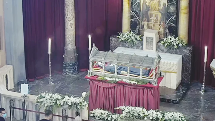 1st in History - St. Nicholas' body from Tolentino to Cascia