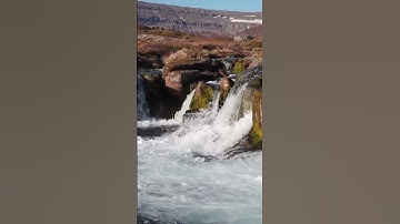 Enjoy Breathtaking Waterfall Reveals Earth