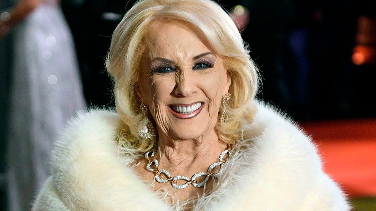 MÁS RÉCORDS PARA MIRTHA LEGRAND: CELEBRÓ LOS 55 AÑOS AL AIRE CON SUS