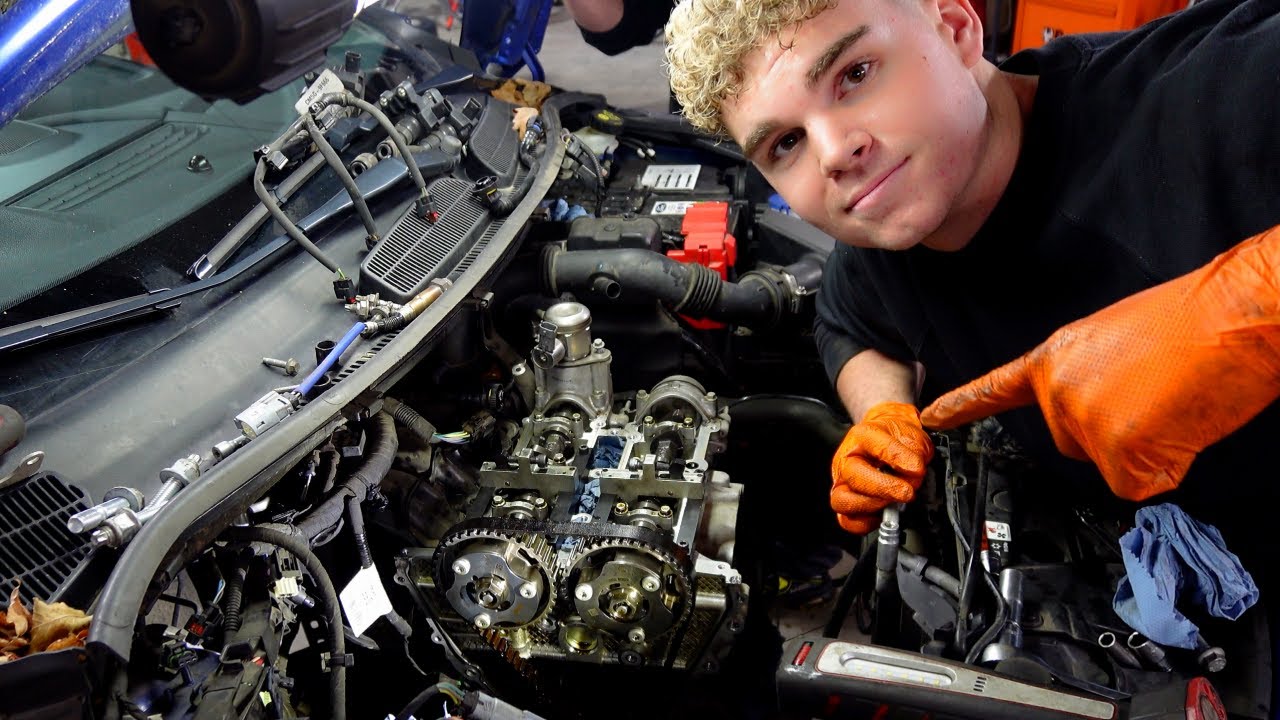 Een Natte Distributieriem Ford 1.0 L Zelf Vervangen