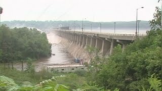 Who will operate the Conowingo Dam in the future?