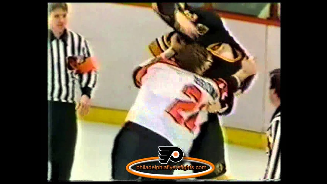 mar 15 1984 brian curran vs dave brown boston bruins vs dave brown philadelphia flyers