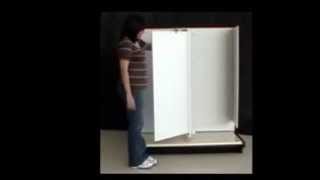 Uniweb's Swing Arm Display