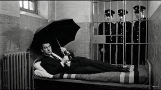 Police Officers Tried to Beat Ronnie Kray — What Happened Next Shocked Everyone