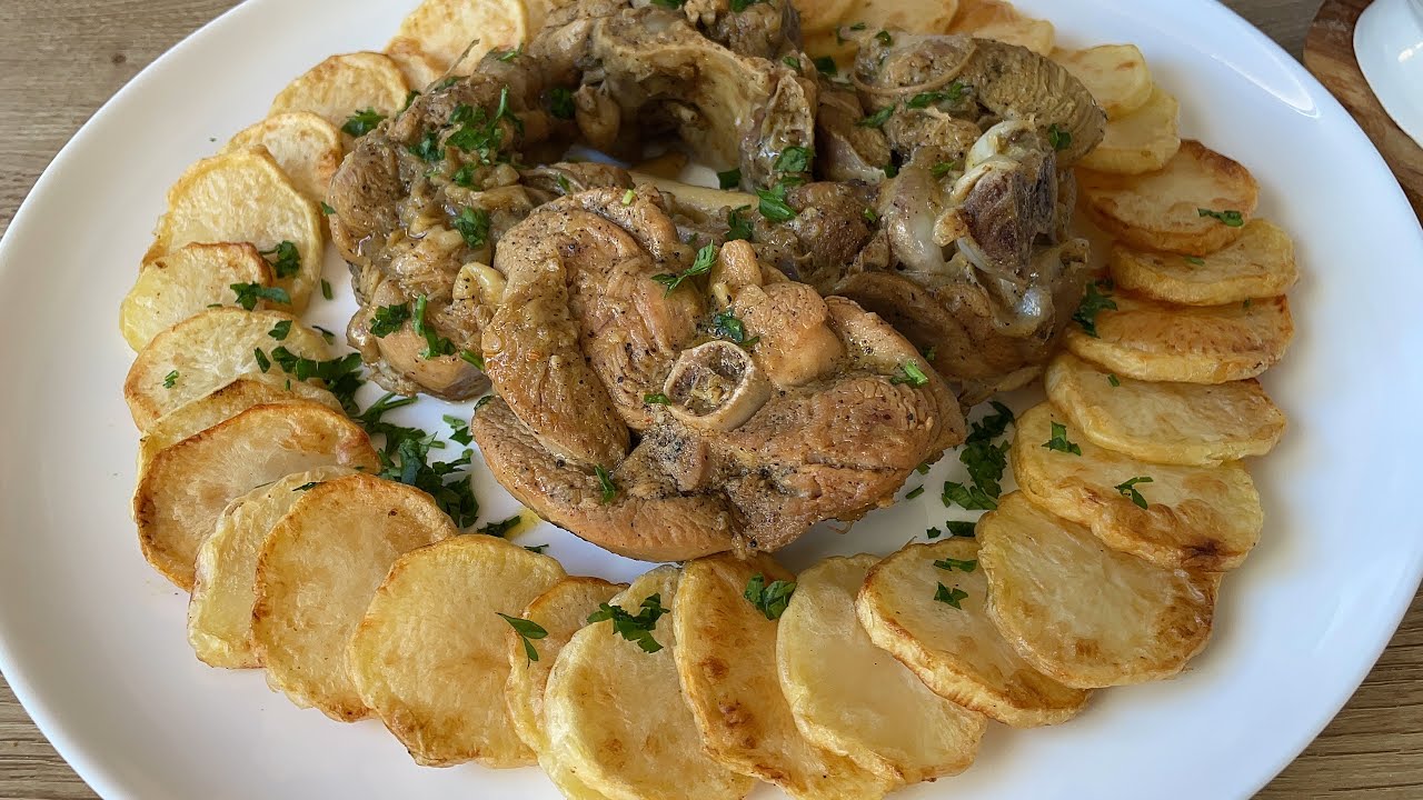 المْحَمَّر تع الدَانْدْ(الديك الرومي)في الكوكوت بطريقة بسيييييطة جداً 👌جرّبوه و مدولي رايكم فيه💯💥