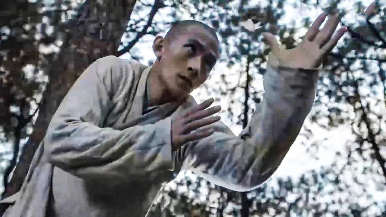 功夫小子準備一對三，卻不料兩個兄弟竟是隱世高手，這下穩了！