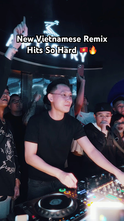 2 Phut Hon (Y3llO Remix) [Baile Funk] 🇻🇳🇧🇷 #y3llo #vietnam #vietnamese #remix