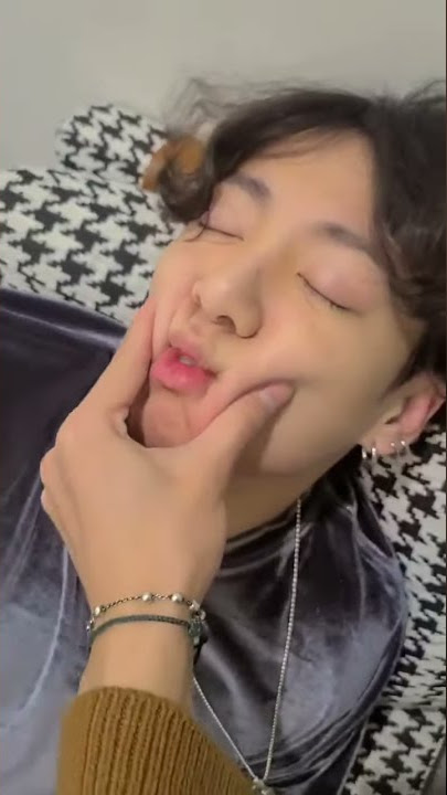 [Gemes] Taehyung Ngucapin Selamat Ulang Tahun Untuk Jungkook