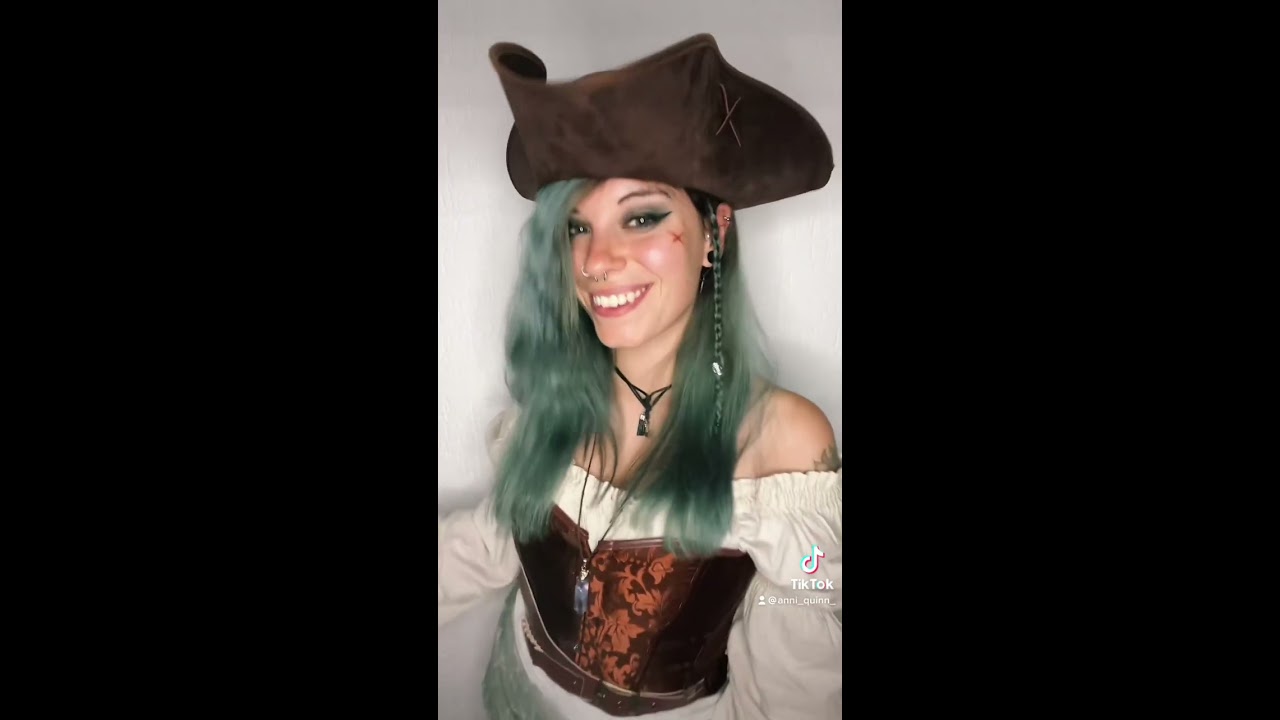 Shes A Pirate Pirates Of The Caribbean Anni Quinn