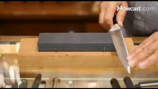 How to Use a Sharpening Stone | Knives screenshot 2