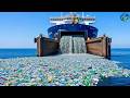 ¡Este barco DEVORA MILLONES de plásticos del océano en segundos! 🌊
