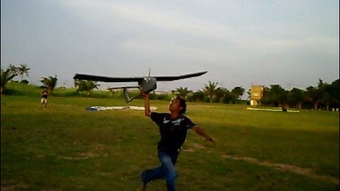 Launch: Skilligent software controls a robotic aircraft