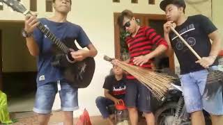 Ura usah sepaneng