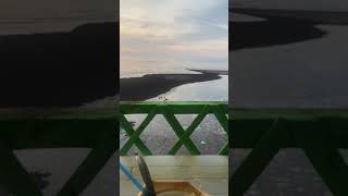 Pantai Dan Air Kelapa Muda