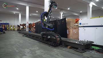 Fanuc R2000iB 210F in a linear track