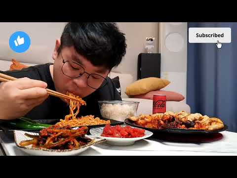 Spicy Noodles to Giant Dumplings – My Biggest Chinese Food Challenge Ever'