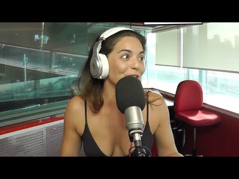 Video: Olympia Valance sof boyligi: Wiki, turmush qurgan, oila, to'y, maosh, birodarlar