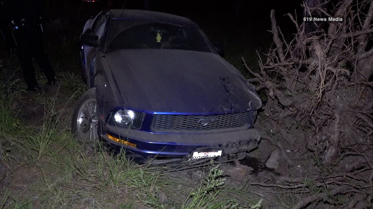 Driver Leaves Roadway And Crashes Into Tree - YouTube