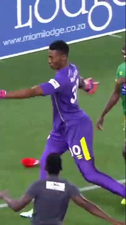 Gol gila sang penjaga gawang 🤩