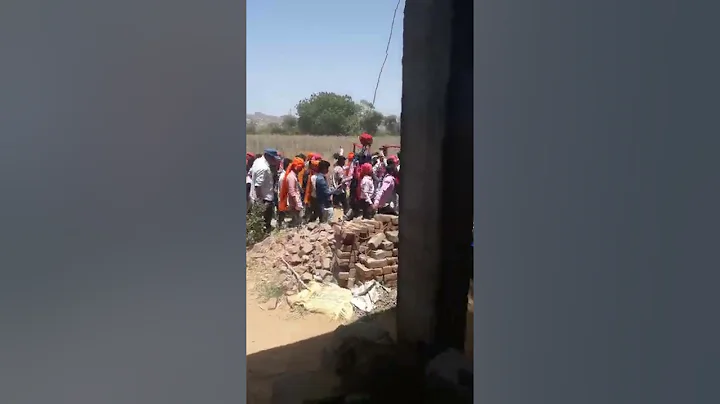 વાગૂભા નો નવો વીડીઓ ડાન્સ કરતો#vaghubha video #gujaraticomedyvideo #km thakor comedy video