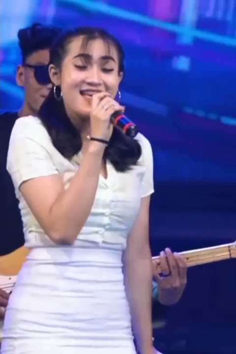 Story w.a dangdut (Buih jadi permadani)oh mungkinkah diri ini dapat merubah buih/Yeni inka/2021