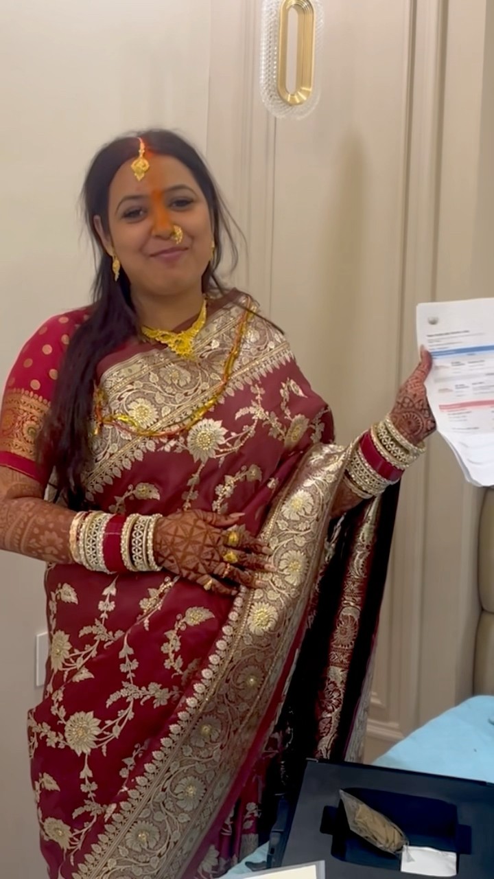 Muh dikhai gift from husband ? Dekhte h kya hai ? #trending #wedding #shortvideos
