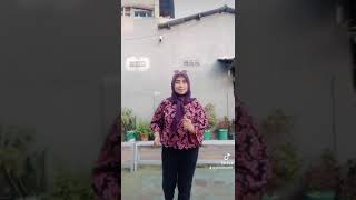 Download Lagu DJ umbrella Tek Tek dung dung MP3