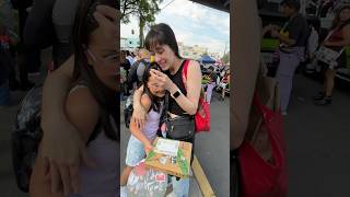 Buscando ARMYS EN EL CONCIERTO DE BTS PARA REGALARLES ALGO💜🥰 #coreadelsur #cdmx #bts #army