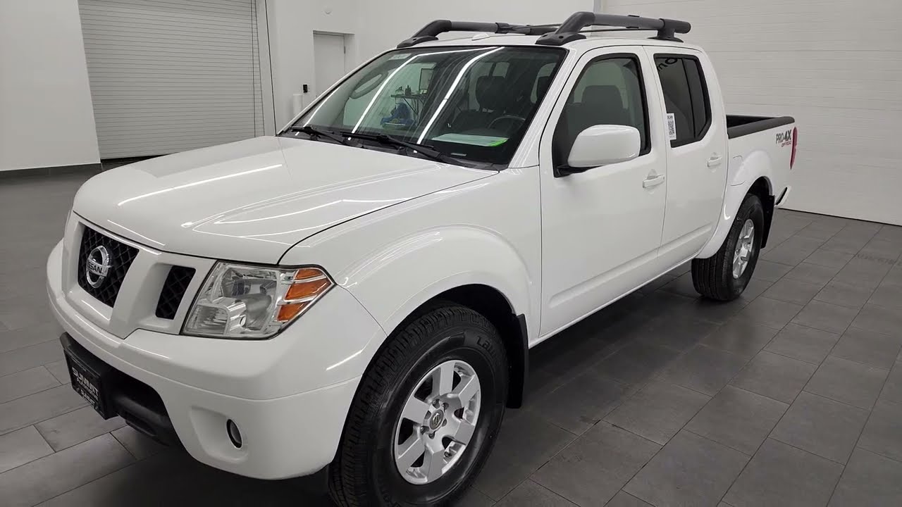 2010 NISSAN FRONTIER PRO-4X CREW SHORT IN AVALANCHE WHITE 4K WALKAROUND