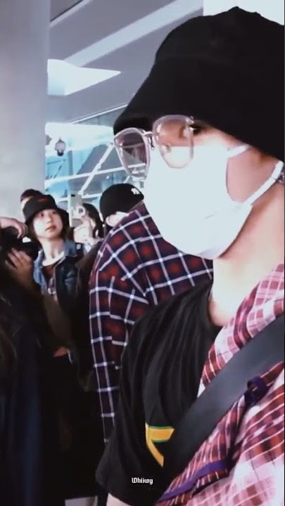 idol mana yg bawa sarung ke bandara😂 kalo bukan lee taeyong #taeyong #태용 #nct #nct127 #nctzen