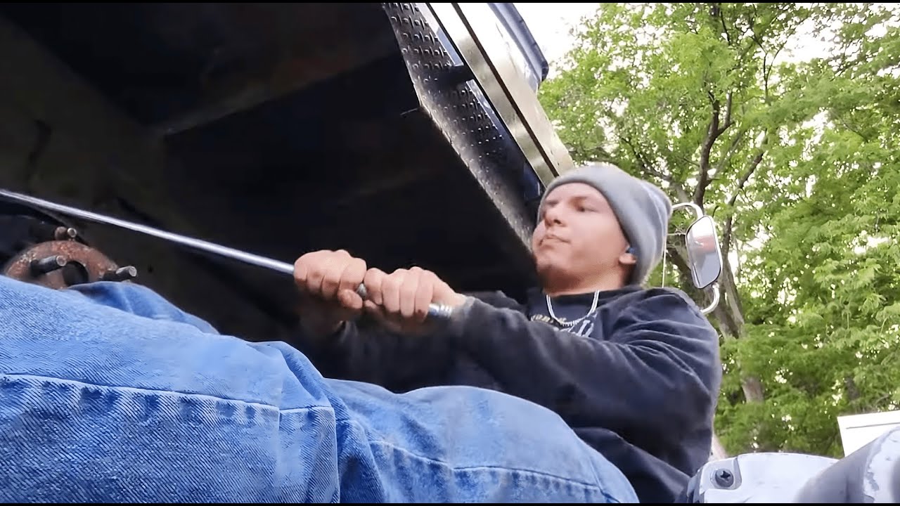 Row Row Row Your 73 Ford F-100 - YouTube