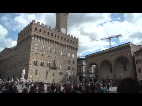 วีดีโอ: คำอธิบายและภาพถ่าย Piazza della Signoria - อิตาลี: Florence