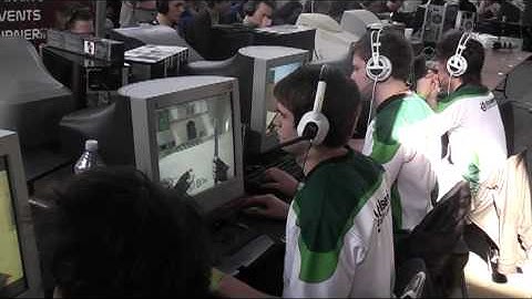 Copenhagen Games 2010 - Power Gaming playing last Round on de_dust2