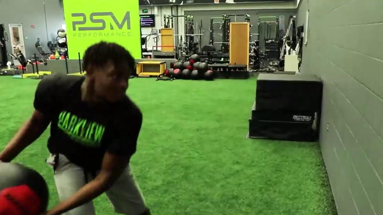 Bishop Dwenger at Northrop | 2025 Football | SummitCitySports