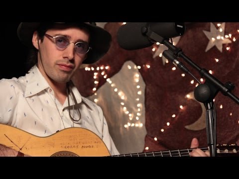 Juan Wauters - Nena / Water / Ay Ay Ay (Local Live In-Studio)