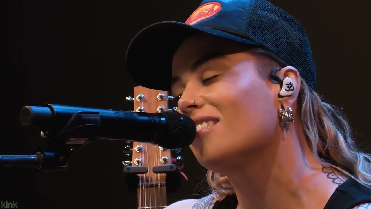 Tash Sultana - Pink Moon | 101.9 KINK | PNC Live Studio Session