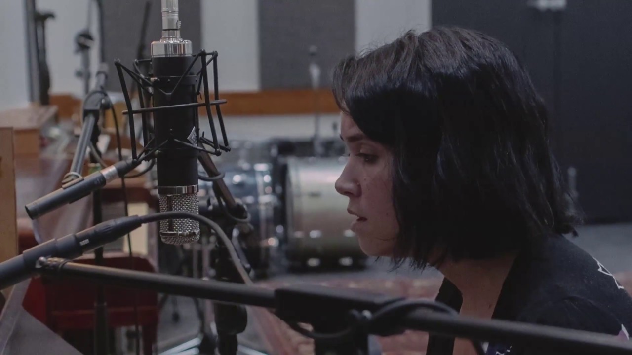 Exhibitionist — Be Good (Live at Golden Retriever Studios, Sydney)