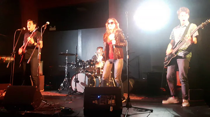 Devil On My Shoulder (live cover)