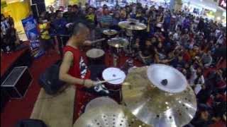 Ikmal Tobing - solo drums at Palur Plasa Solo