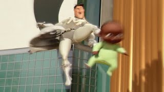 Video thumbnail of "Metro Man throws a baby (GONE WRONG)"