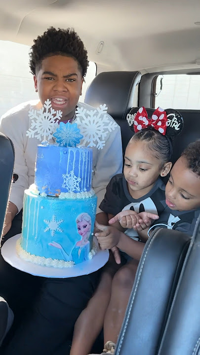 Dad throws Londyn birthday cake out the window #shorts