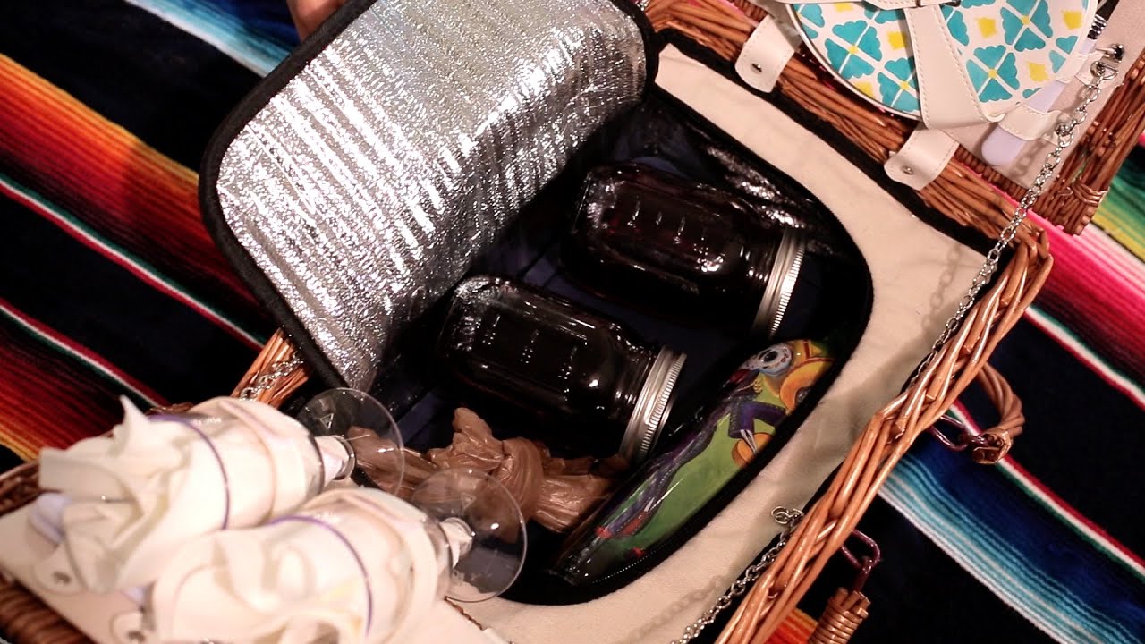 How to Pack a Picnic Basket Muy Bueno YouTube