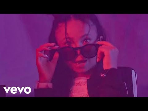 brooklyn-queen---keke-taught-me-(official-video)