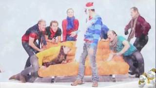 Video-Miniaturansicht von „Radiocentras - Ateina senis! (Kalėdų daina)“