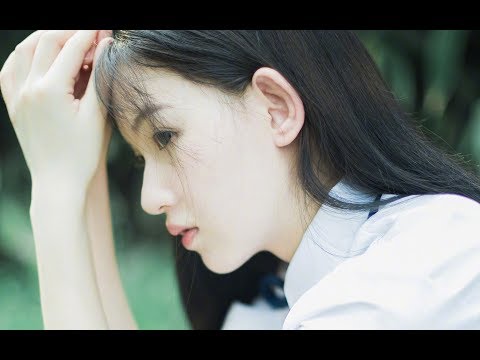女人分手后放不下你，还爱着你，会有这四个表现