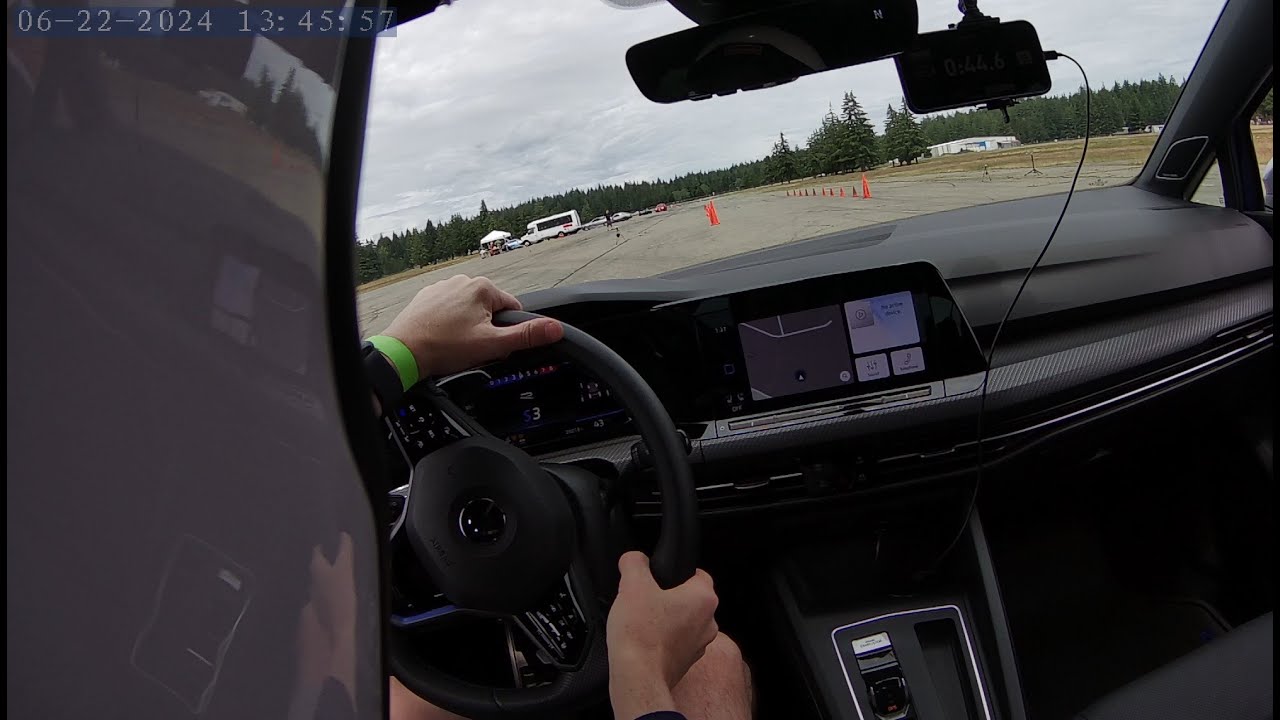 Team RelayCross w/ BCA Club Autocross - Helmet Cam View - DS VW Golf R ...