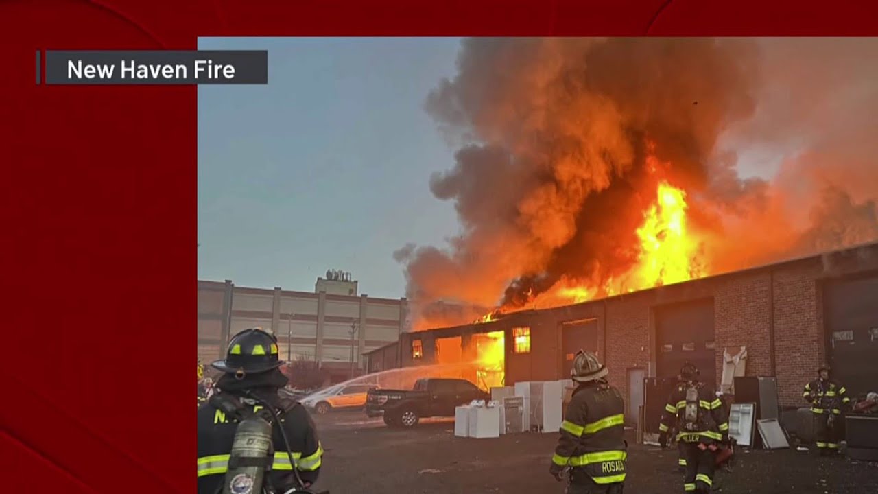 Crews battle fire in New Haven - YouTube