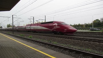 InOui/Thalys/Eurostar Trains in Ruisbroek Station