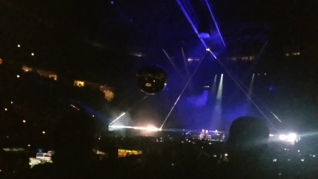 Roger Waters Dark Side Of The Moon Tour Roger Waters Dark Side Of The Moon Tour